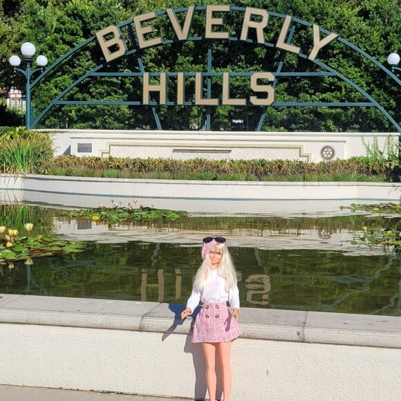 Pink Tweed Skirt and White Long Slv Top & hat 3 Pc Set - Picture 1 of 13